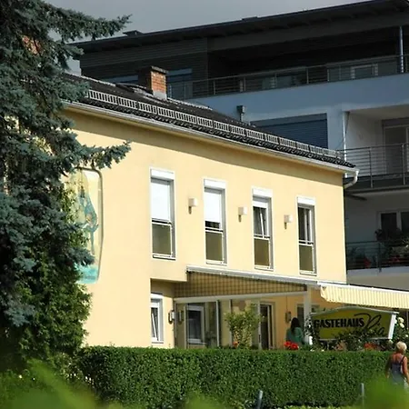 Bed & Breakfast Gastehaus Ria