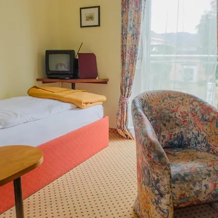 Gastehaus Ria Bed & Breakfast