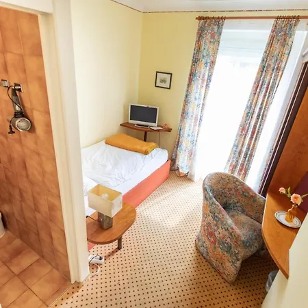 Gastehaus Ria 3* Portschach am Woerthersee