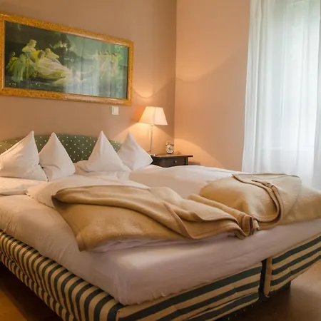 Gaestehaus Ria Bed & Breakfast Pörtschach am Wörthersee