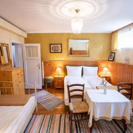 Gaestehaus Ria Pörtschach am Wörthersee