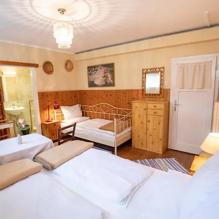 Ria Frühstückspension