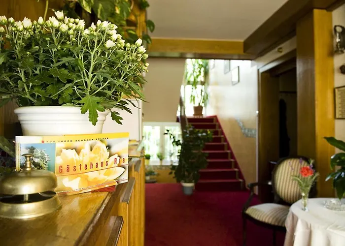 Bed & Breakfast Gastehaus Ria 3*