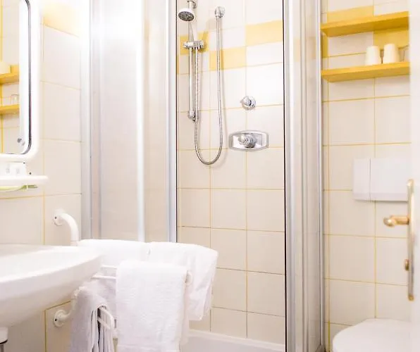 Bed & Breakfast Gastehaus Ria Portschach am Woerthersee